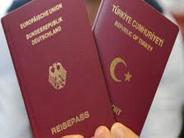 Om uppehållstillstånd och turkiskt medborgarskap